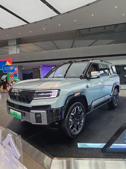 深圳321比亚迪方程豹硬派越野的爆款，英菲尼迪35周年与你共成长